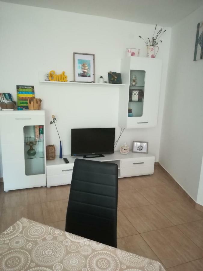 Apartman Nada Kornić Exterior foto