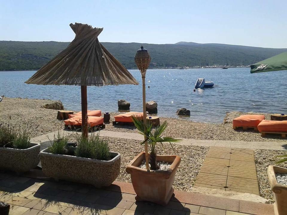 Apartman Nada Kornić Exterior foto