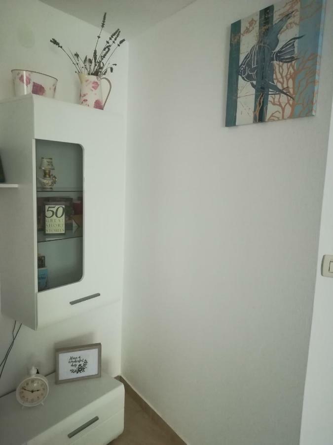 Apartman Nada Kornić Exterior foto